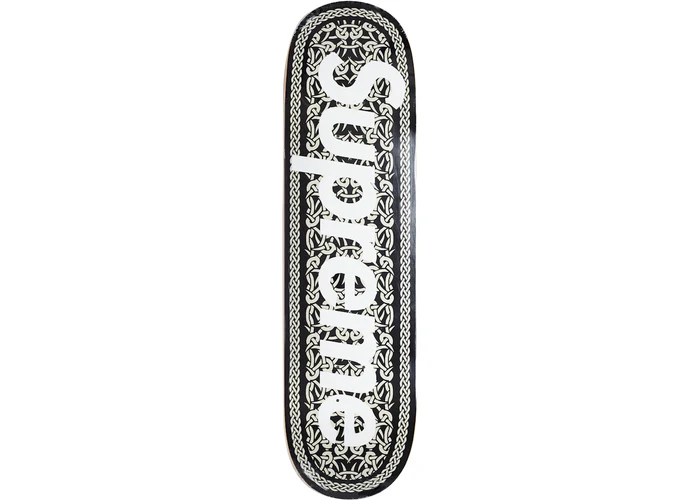 Supreme Celtic Knot Skateboard Deck Schwarz