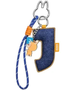 Pop Mart Labubu The Monsters Pin for Love Serie "J" Buchstabenanhänger